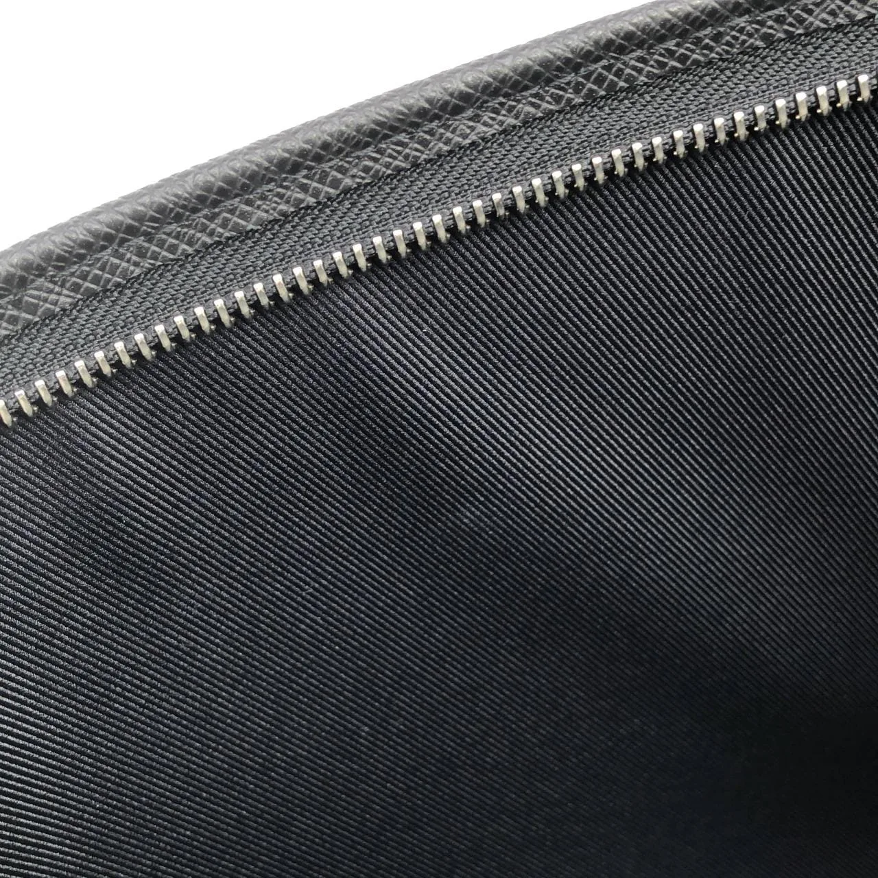 LOUIS VUITTON Pochette M30547 Handbag 黑色 中古品A - 縮圖 9