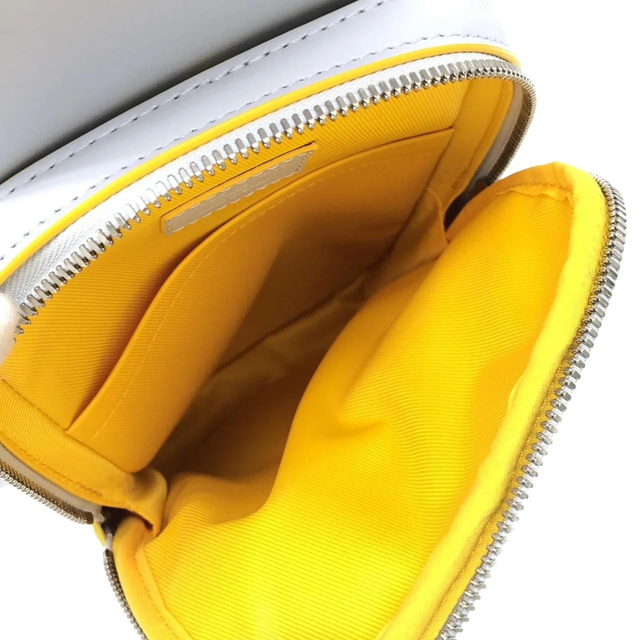 LOUIS VUITTON Avenue M15078 Shoulder Monogram 黃色 Monogram 中古品A - 縮圖 10