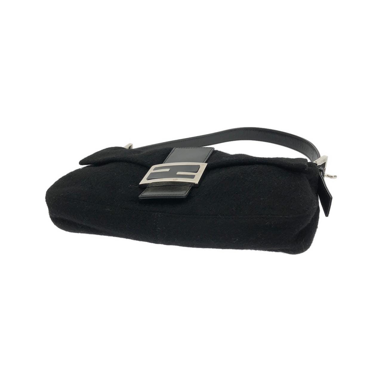 FENDI Baguette 26424 肩背包 3