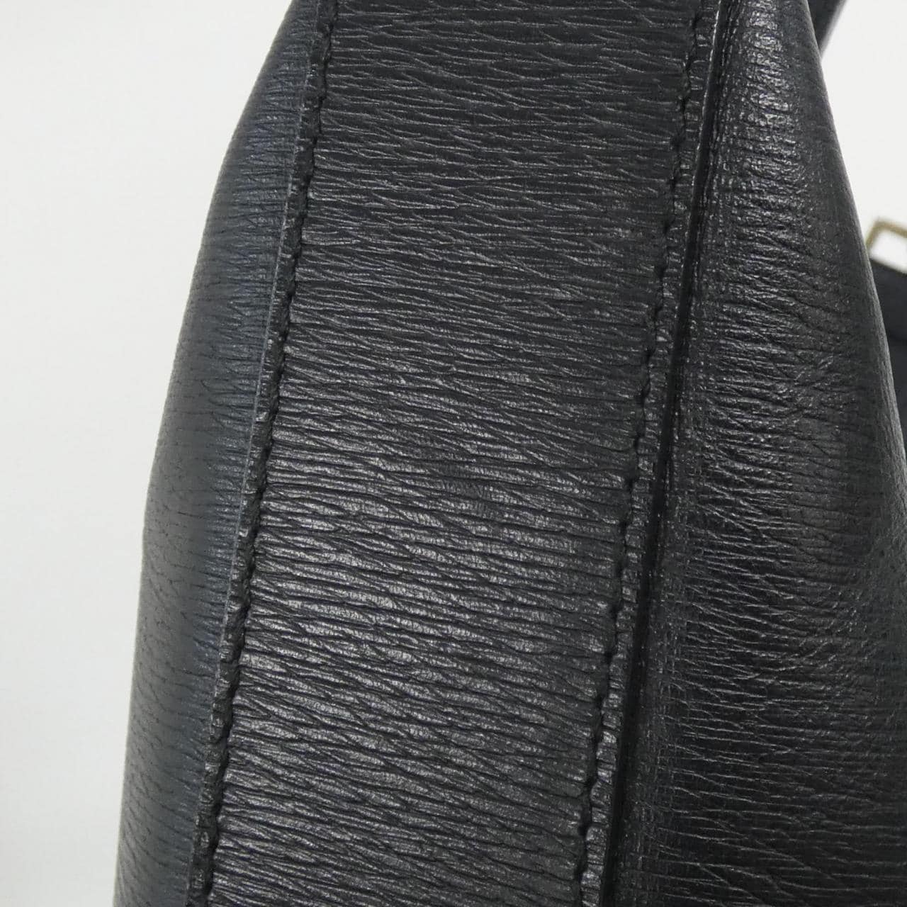 GUCCI 001 4204 肩背包 皮革 5