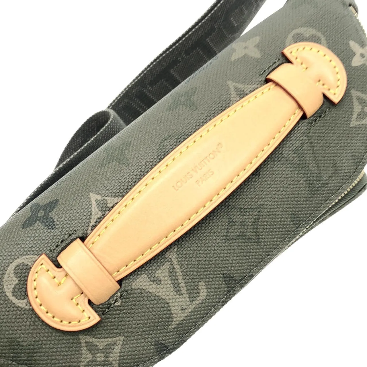 LOUIS VUITTON Bum Bag M26933 Belt Monogram Black Monogram Rank A - Thumbnail 4
