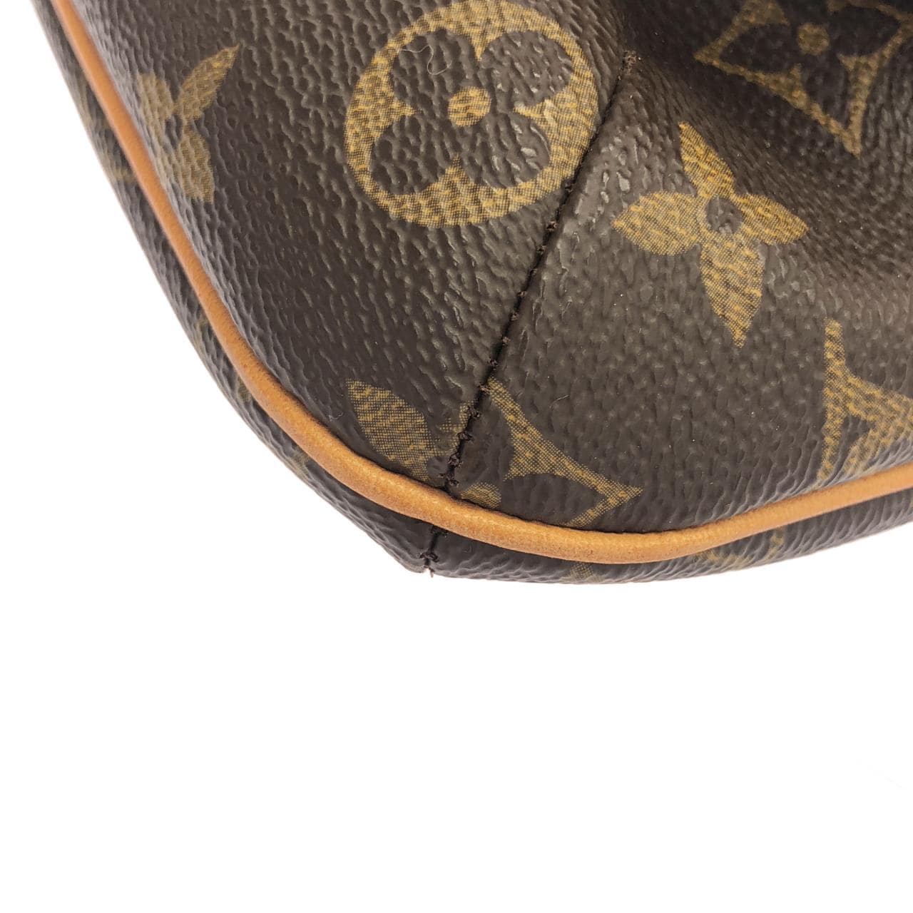 LOUIS VUITTON Musette M51258 Shoulder Monogram 3
