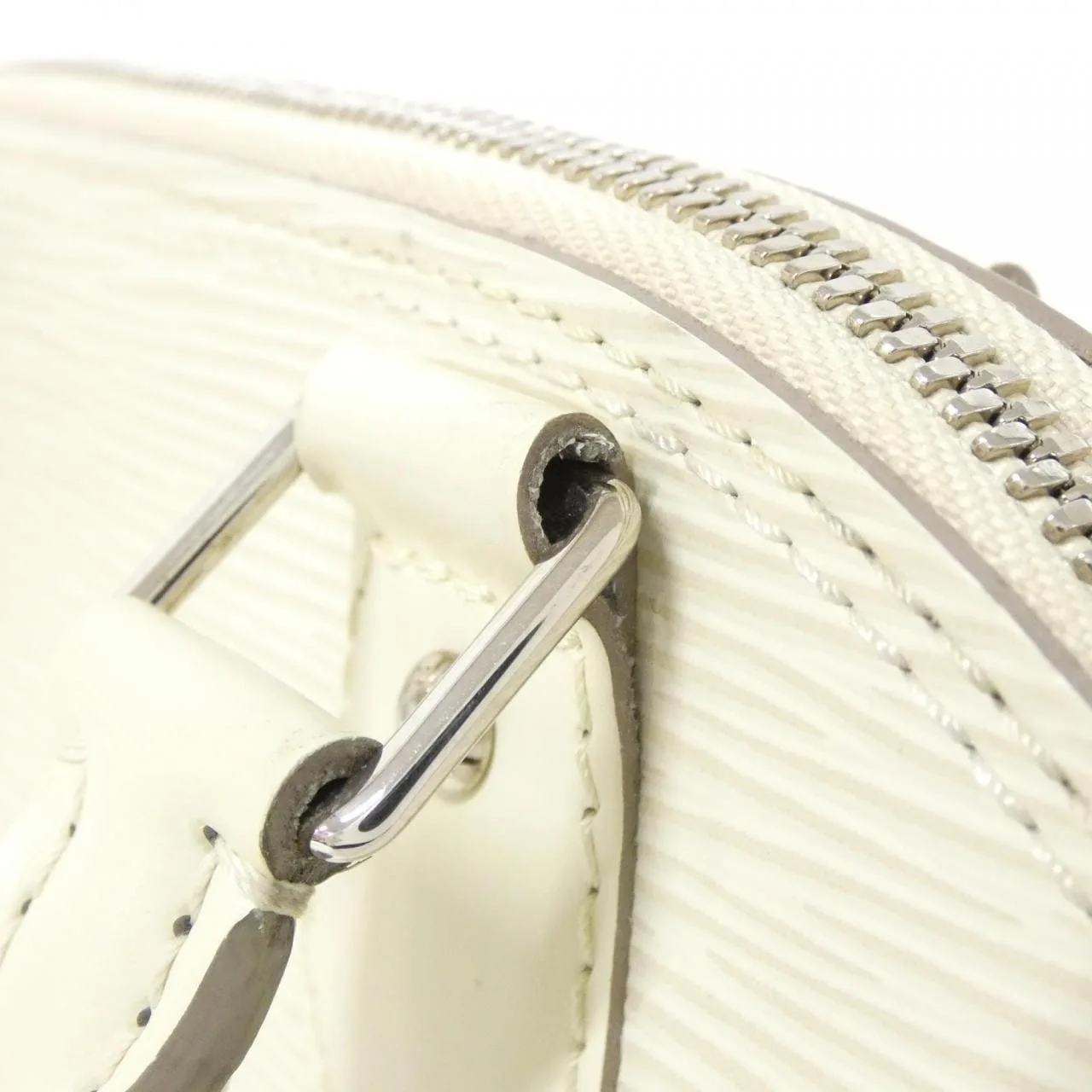 LOUIS VUITTON Alma M4085J Handbag Epi Black Epi Rank B - Thumbnail 7