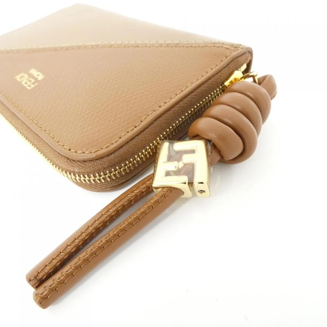 FENDI 8M0313 AYCA Coin Case 金色 新品 - 縮圖 4