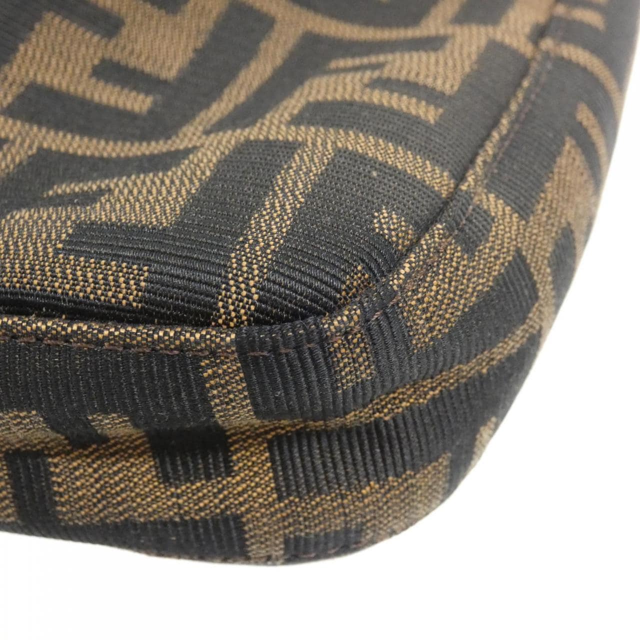 FENDI 26569 肩背包 帆布 3