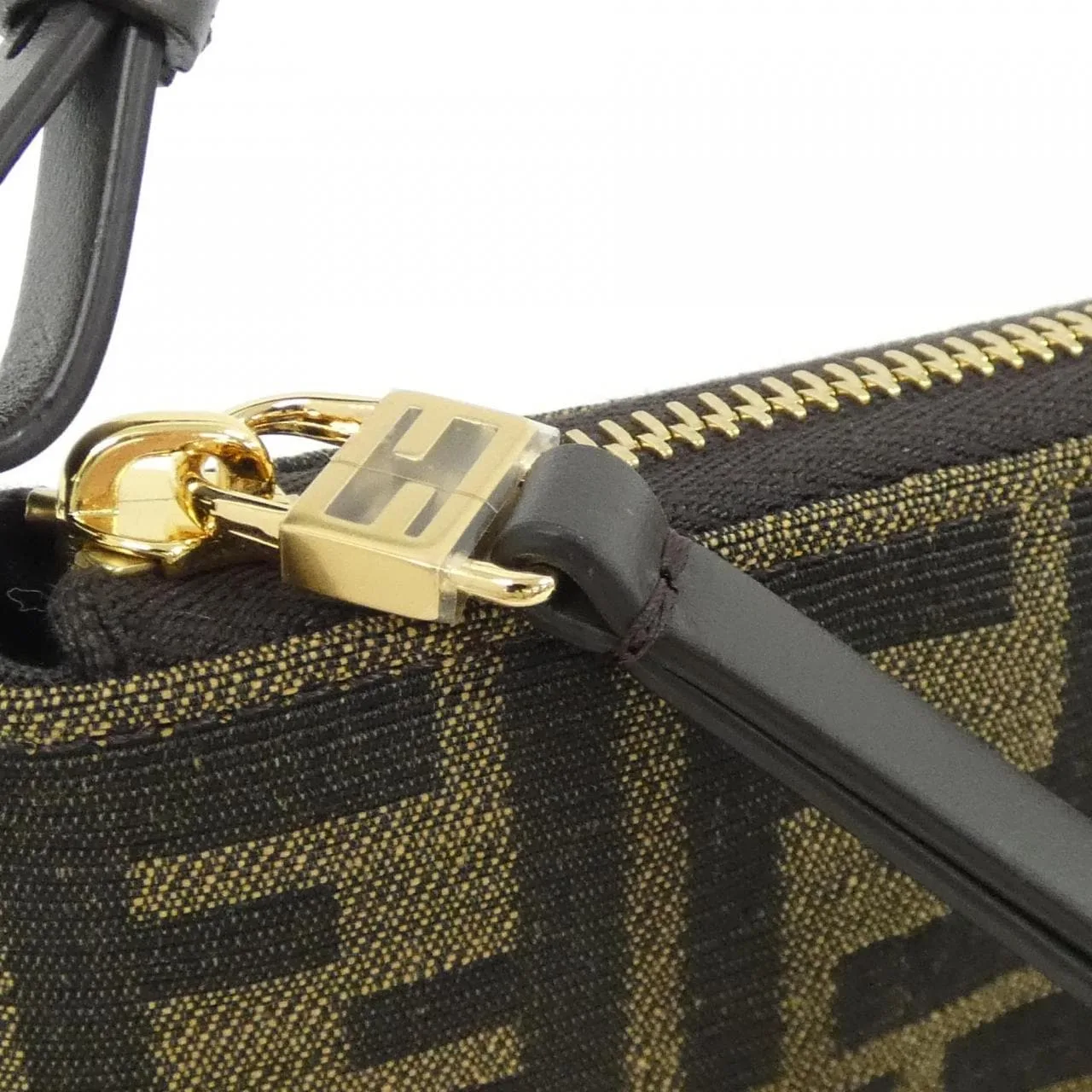 FENDI Baguette 8M0536 A98P Handbag Canvas 黑色 帆布 新品 - 縮圖 3