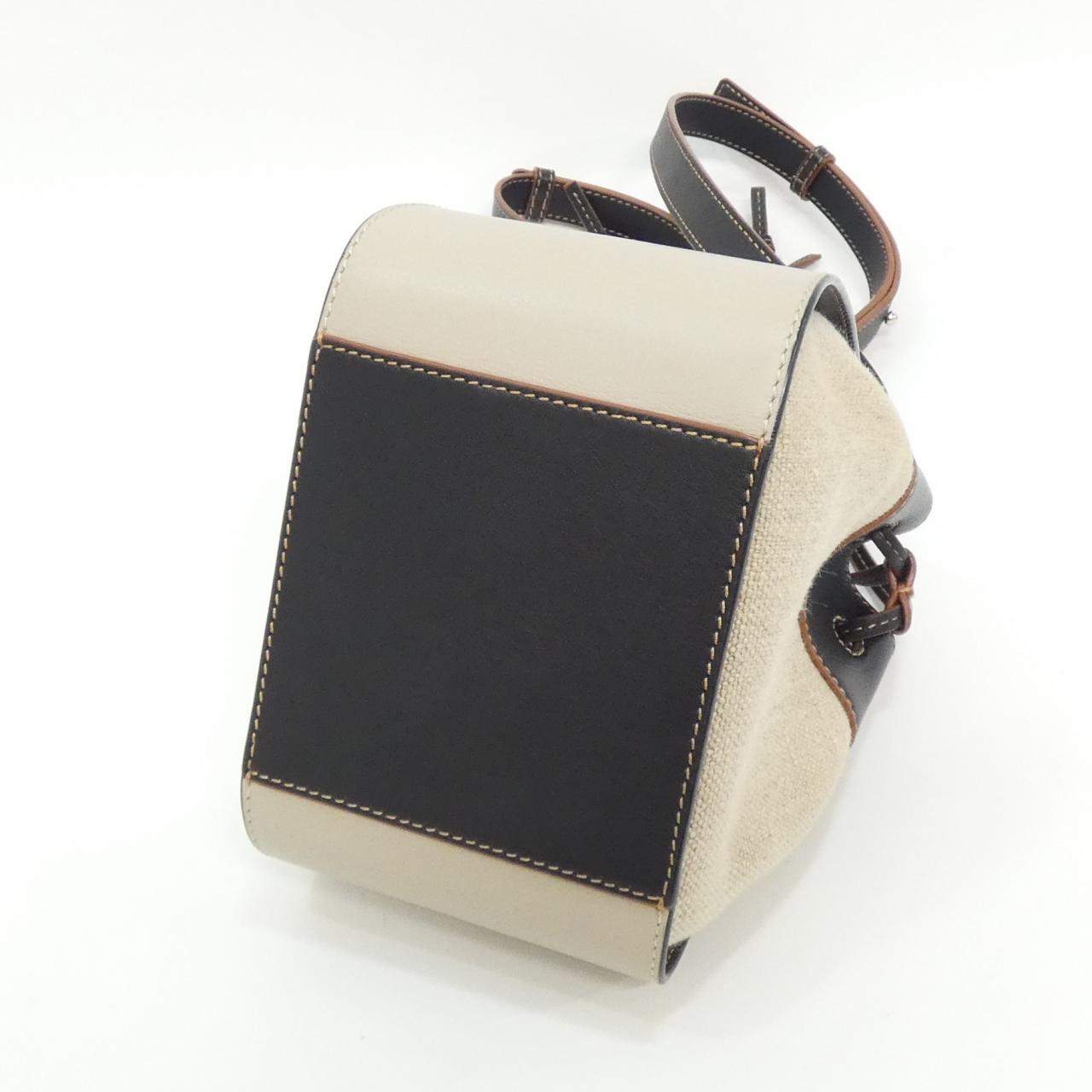 LOEWE Hammock A538V07X06 肩背包 3