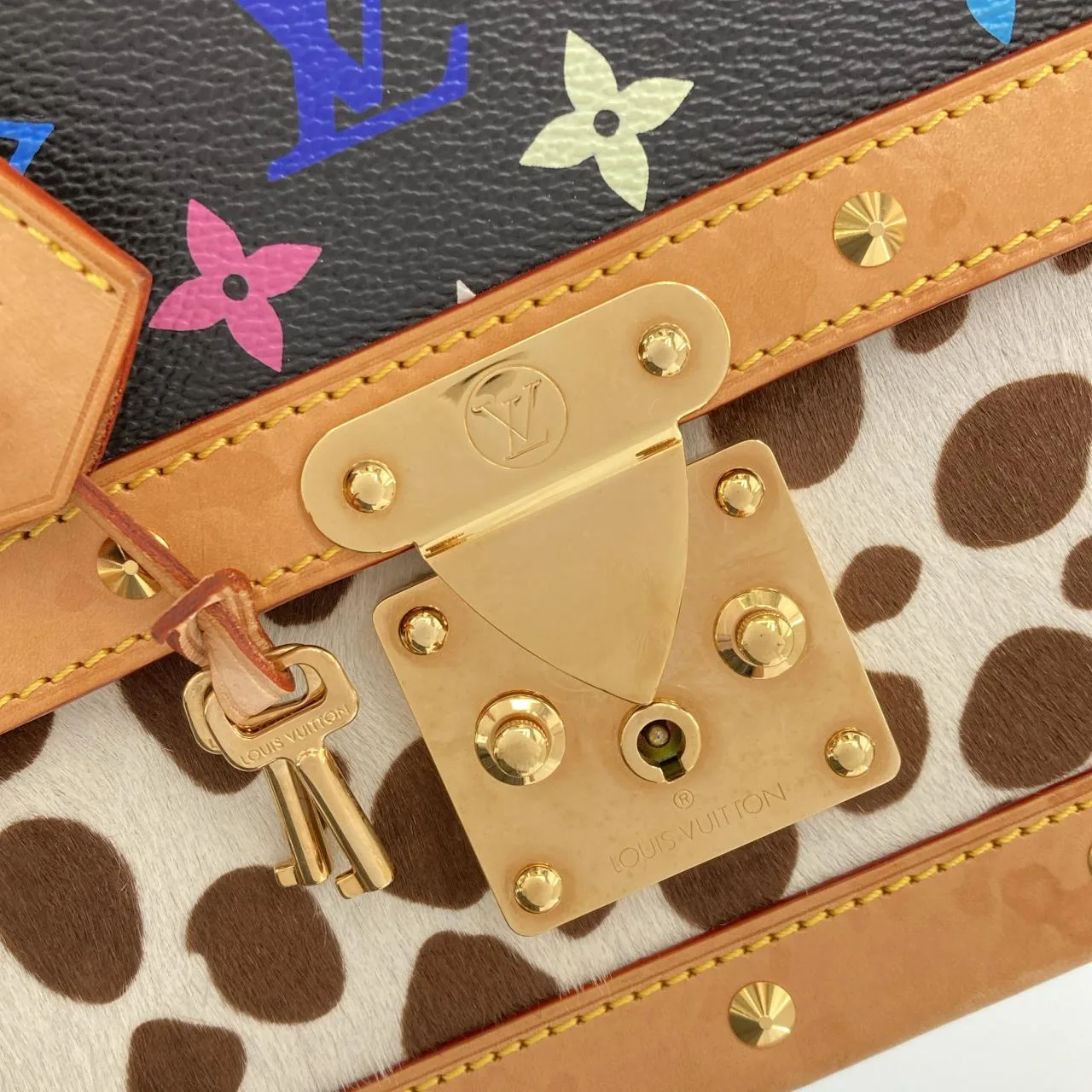 LOUIS VUITTON M92825 Shoulder Monogram Black Monogram Rank B - Thumbnail 4