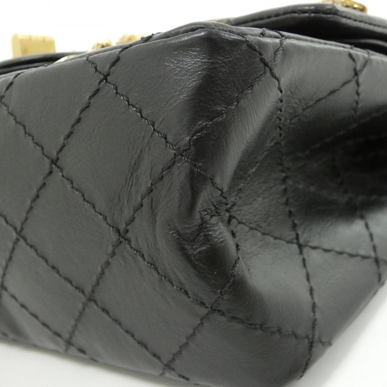 CHANEL 37584 Shoulder 3