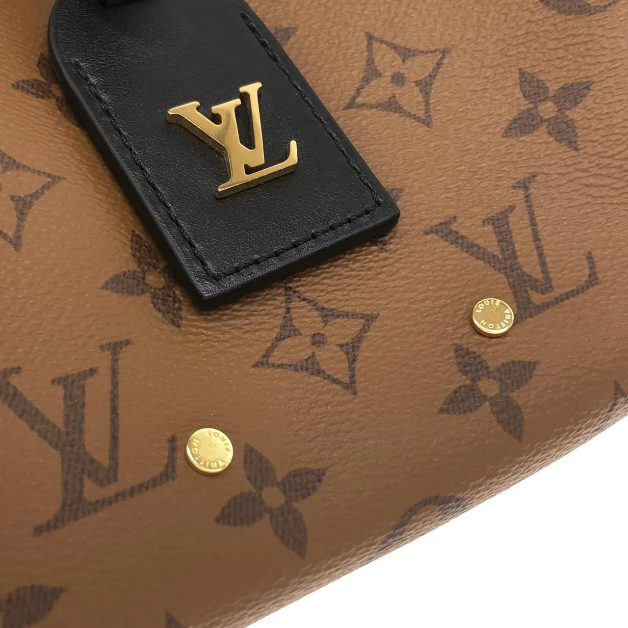 LOUIS VUITTON M46816 Shoulder Monogram