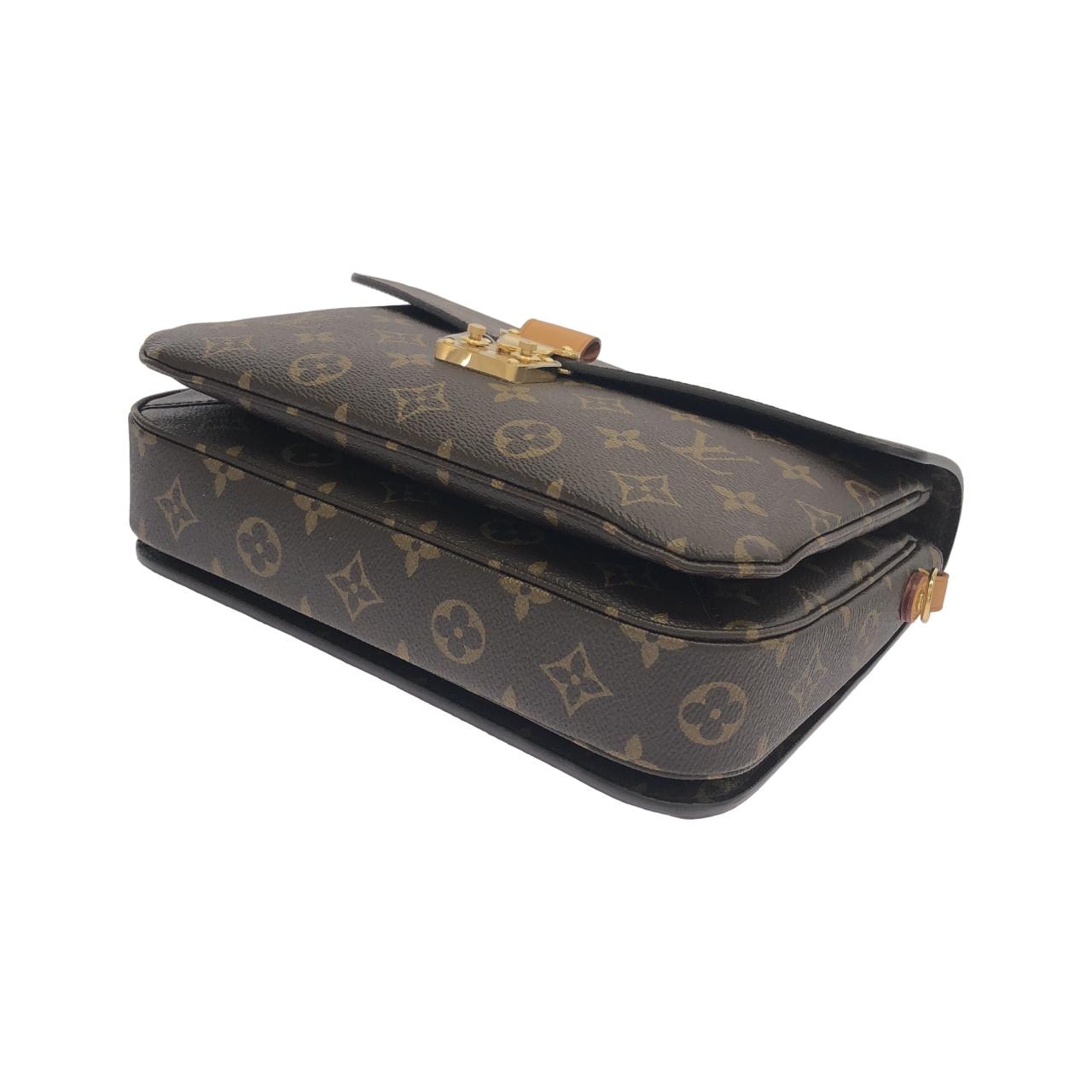 LOUIS VUITTON Pochette M44875 Handbag Monogram 3