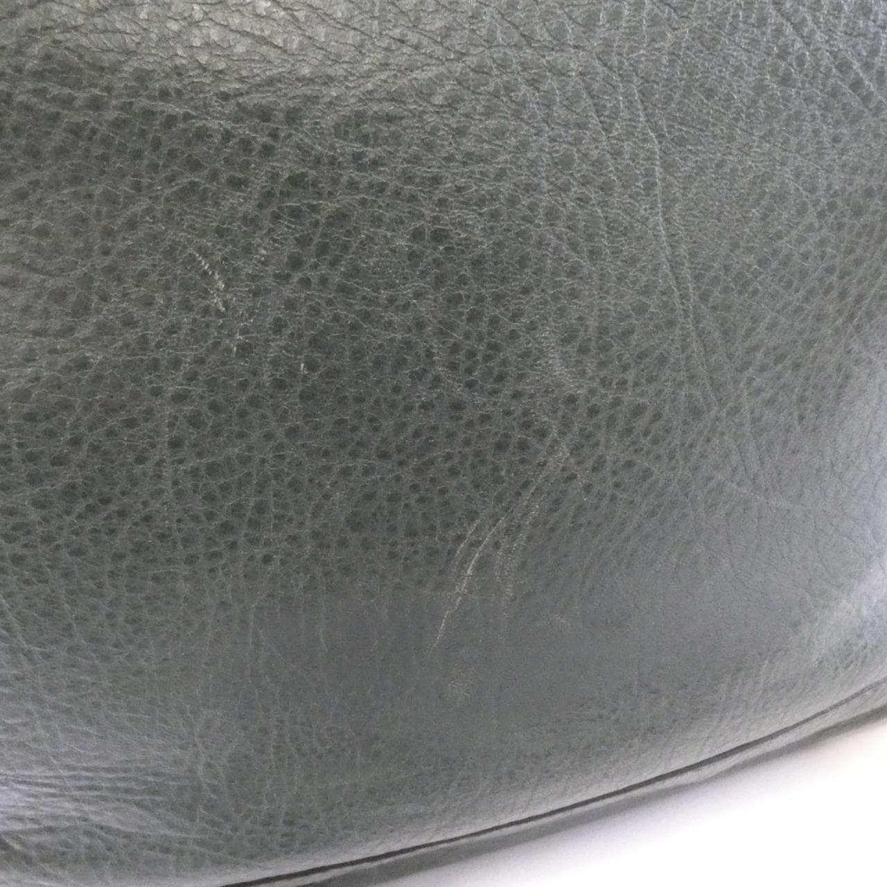 BALENCIAGA 272409 D9404 肩背包 羊皮 4
