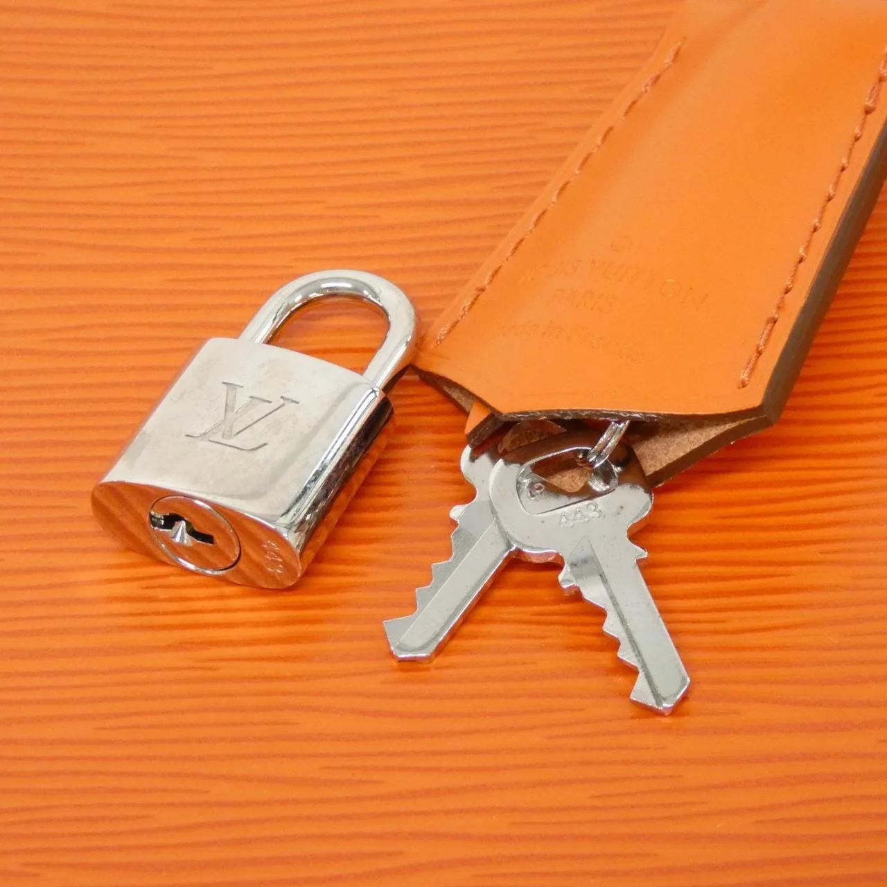 LOUIS VUITTON Alma M40633 Handbag Epi