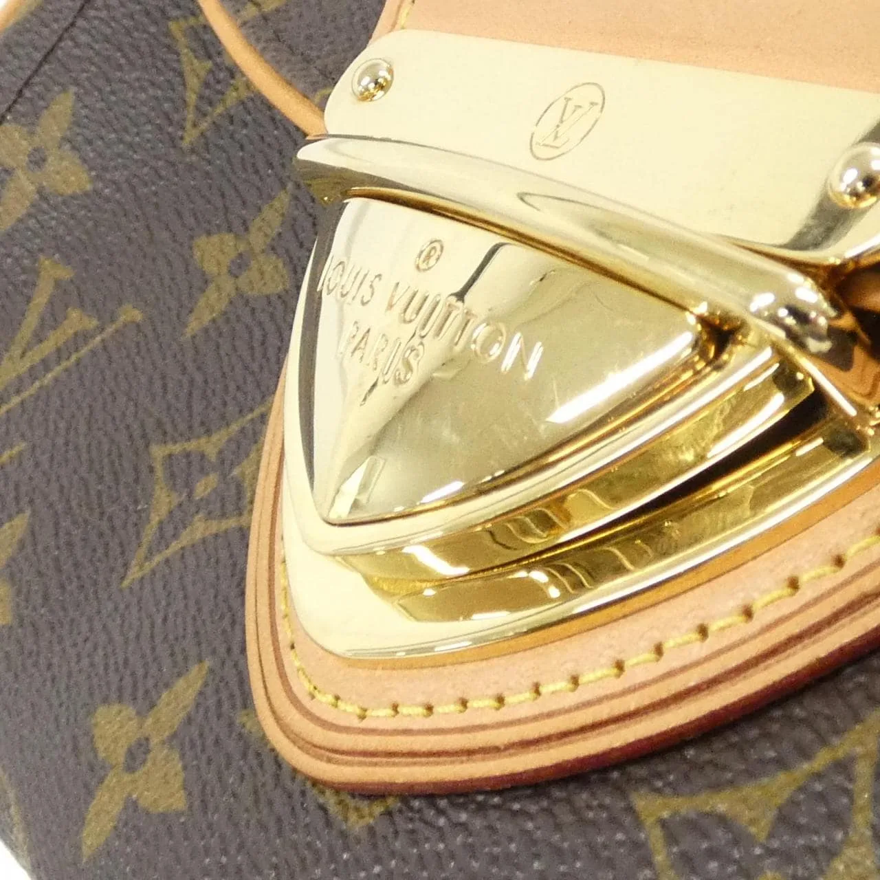 LOUIS VUITTON Pochette M40122 Shoulder Monogram