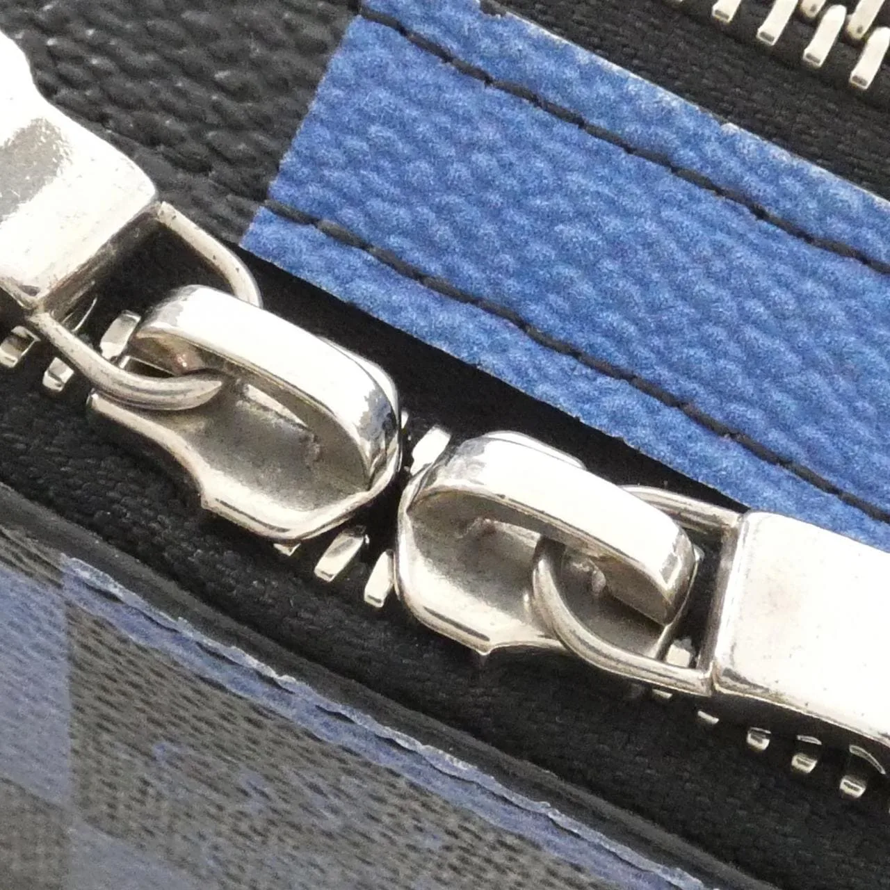 LOUIS VUITTON N60414 Shoulder Damier