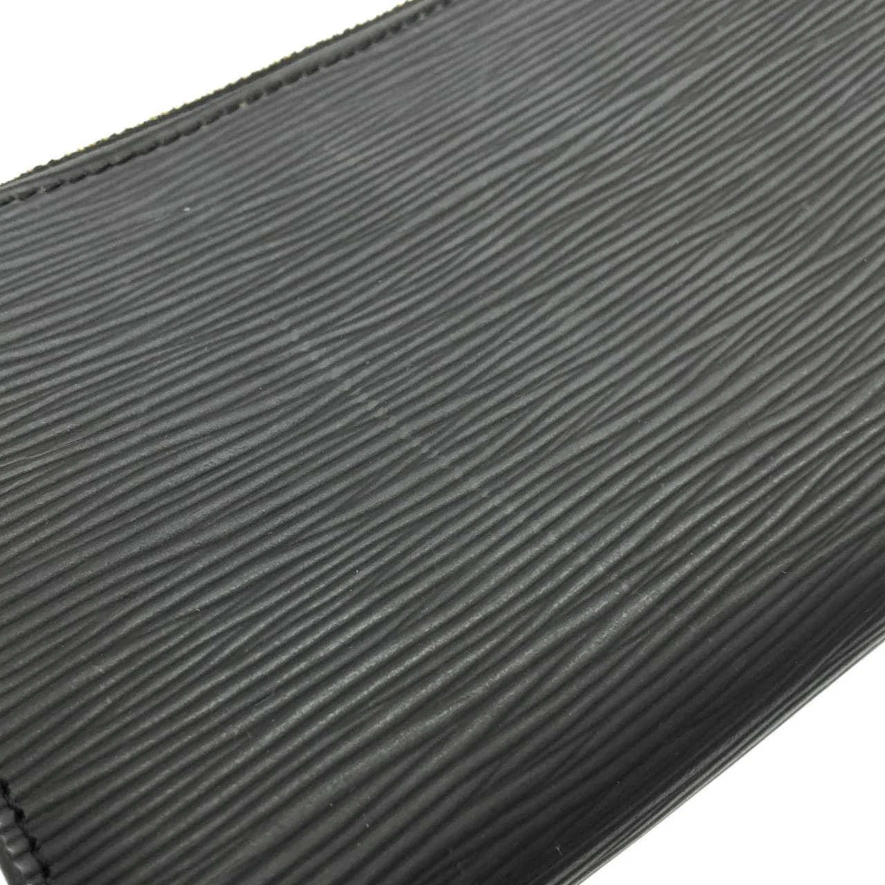 LOUIS VUITTON Pochette M52952 Pochette Epi Black Epi Rank A - Thumbnail 4