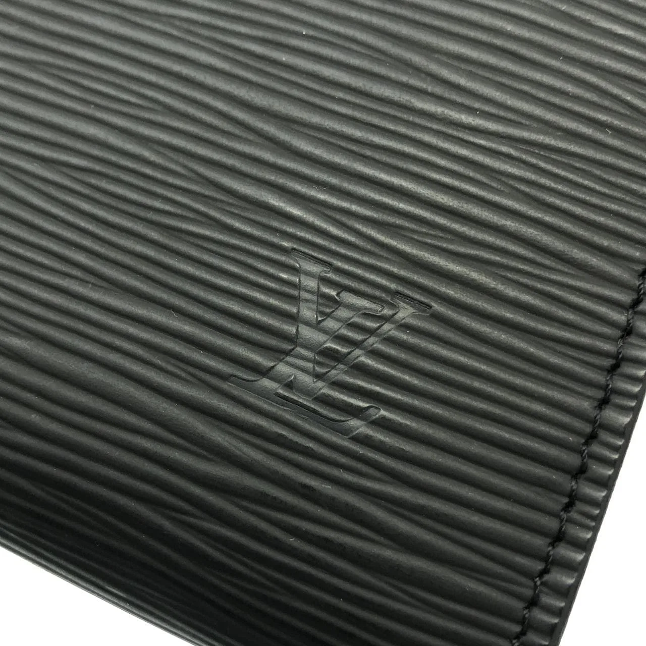 LOUIS VUITTON Pochette M52952 Pochette Epi Black Epi Rank A - Thumbnail 7