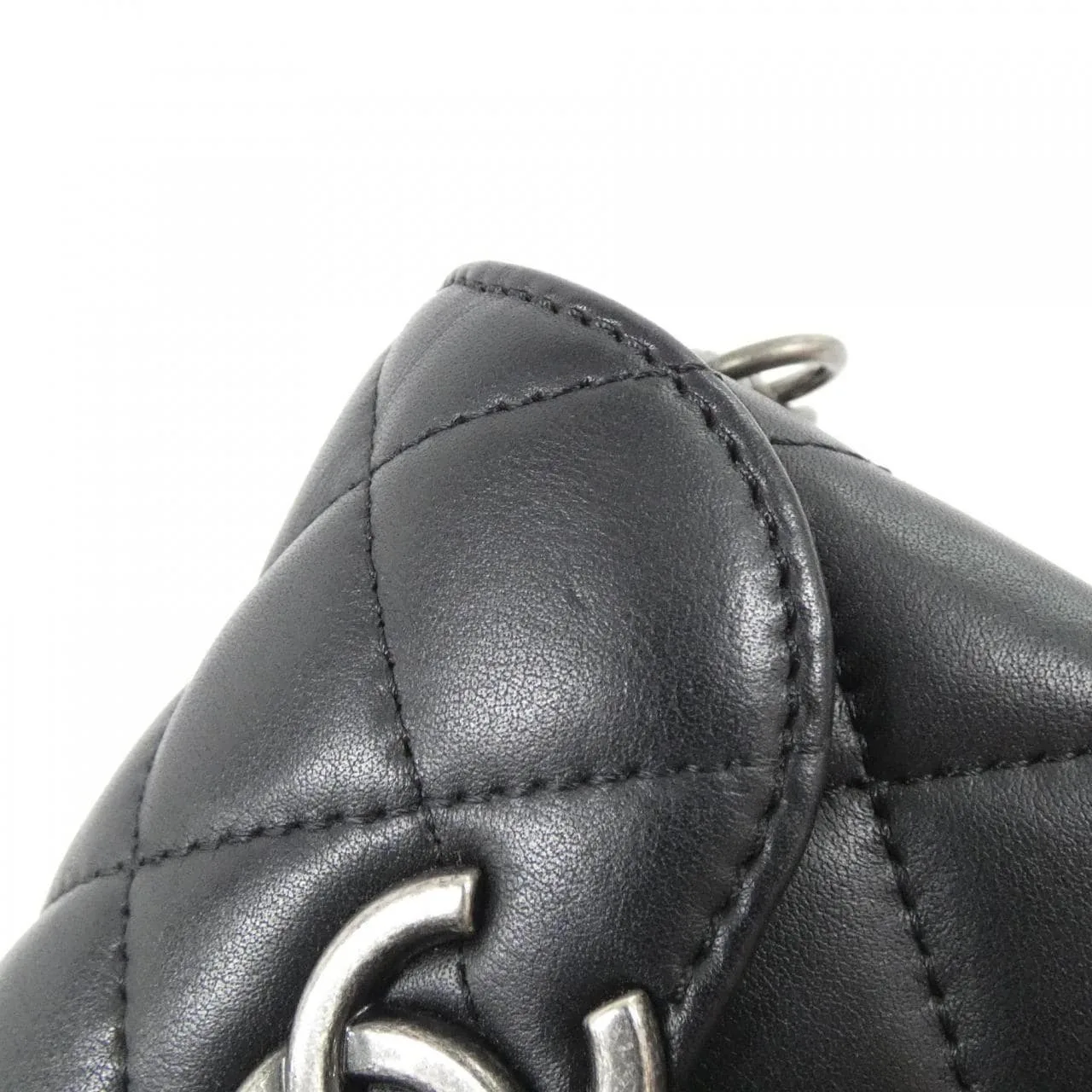 CHANEL Shoulder Lambskin 5