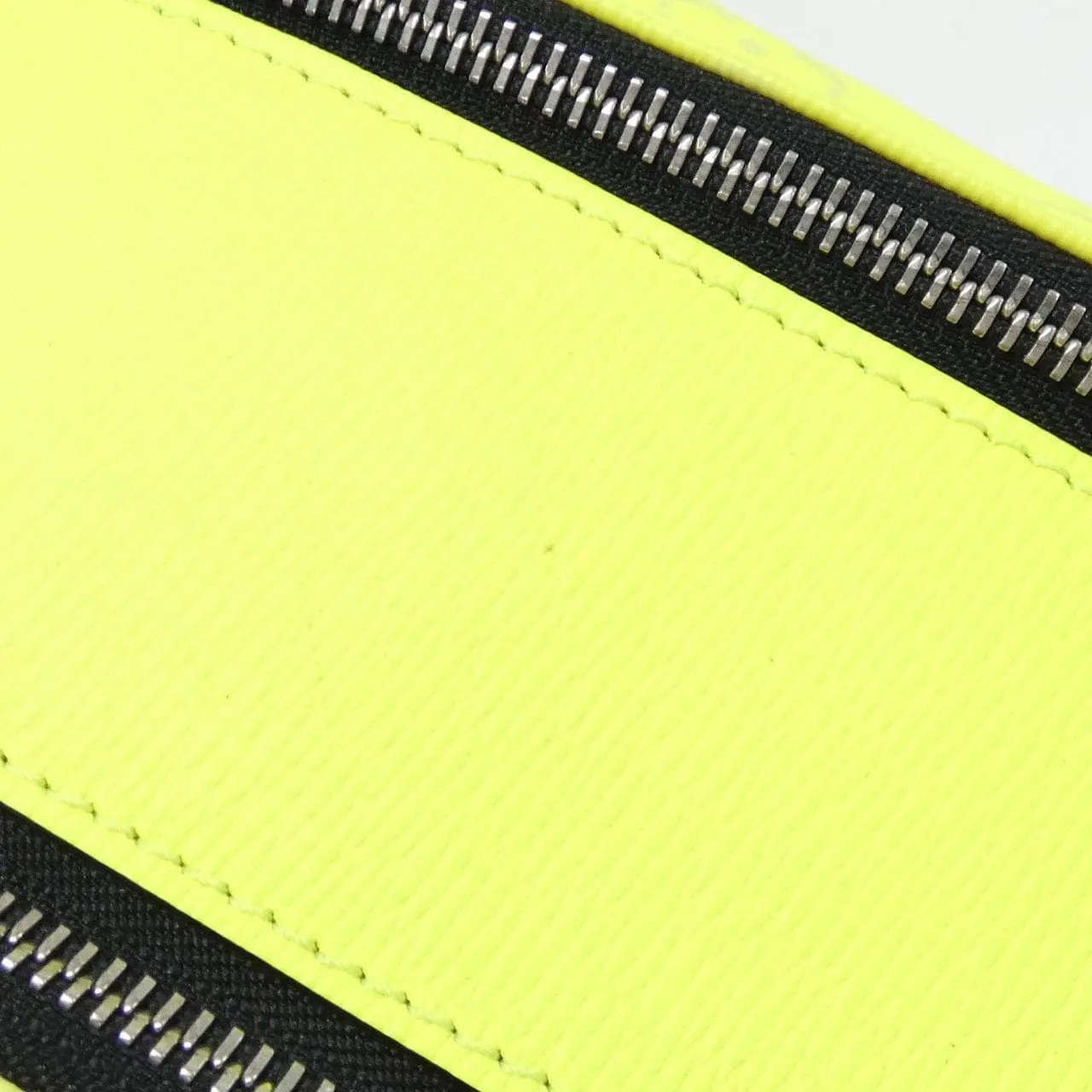 LOUIS VUITTON M10144 Pouch Canvas Yellow Canvas Rank A - Thumbnail 4