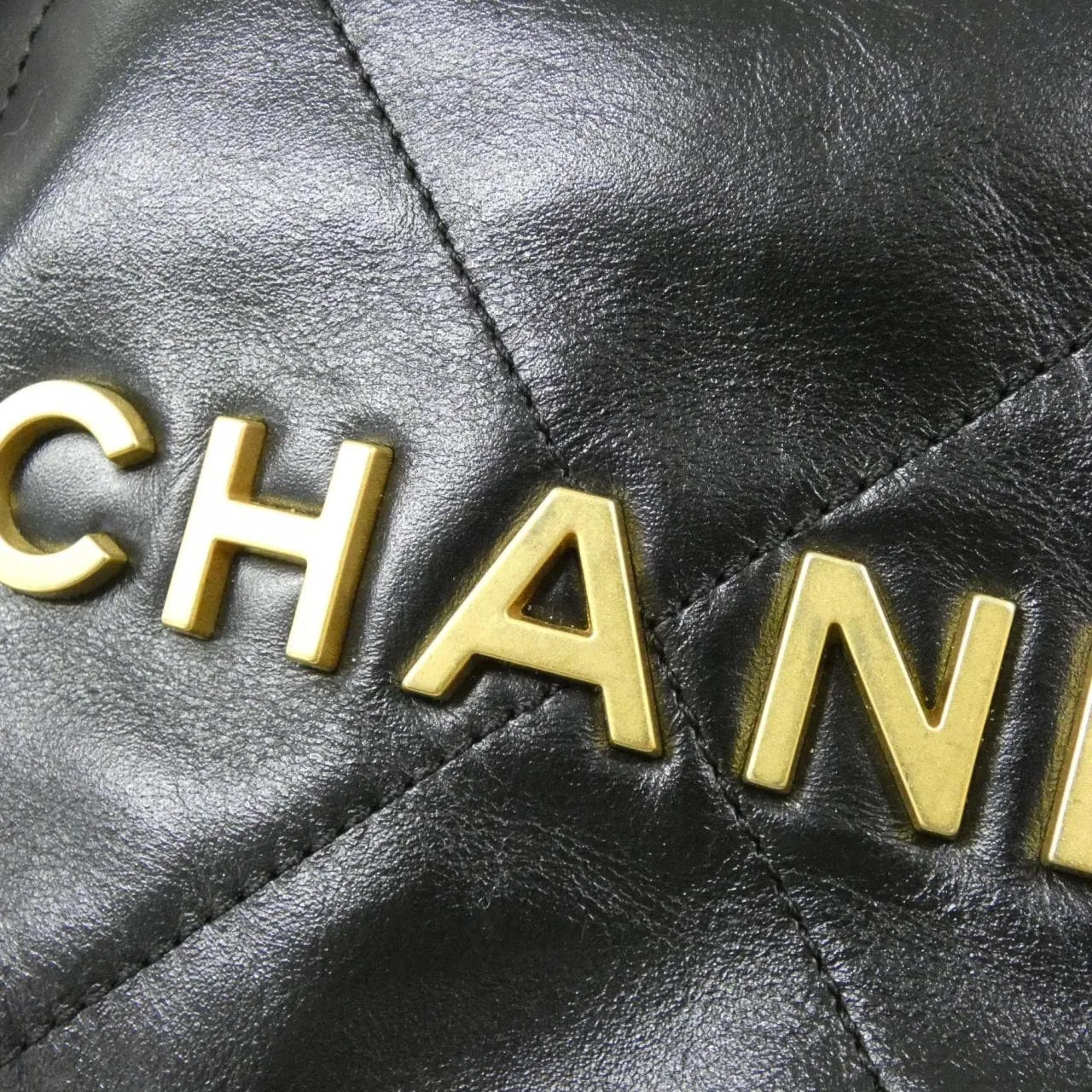 CHANEL Chanel 22 AS3980 Handbag 4