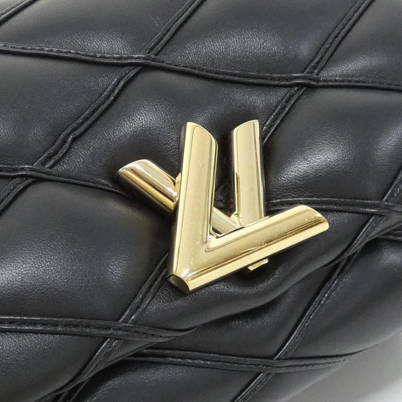 LOUIS VUITTON GO-14 M12004 Shoulder Lambskin