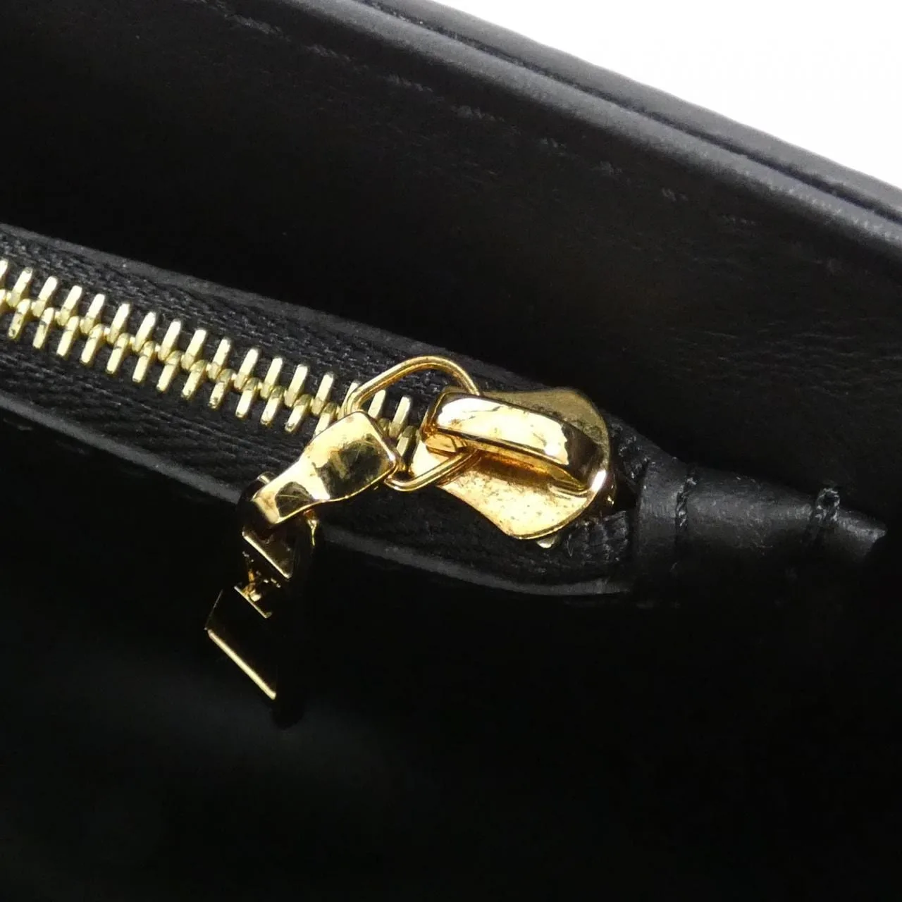 LOUIS VUITTON Twist M20834 Shoulder Epi