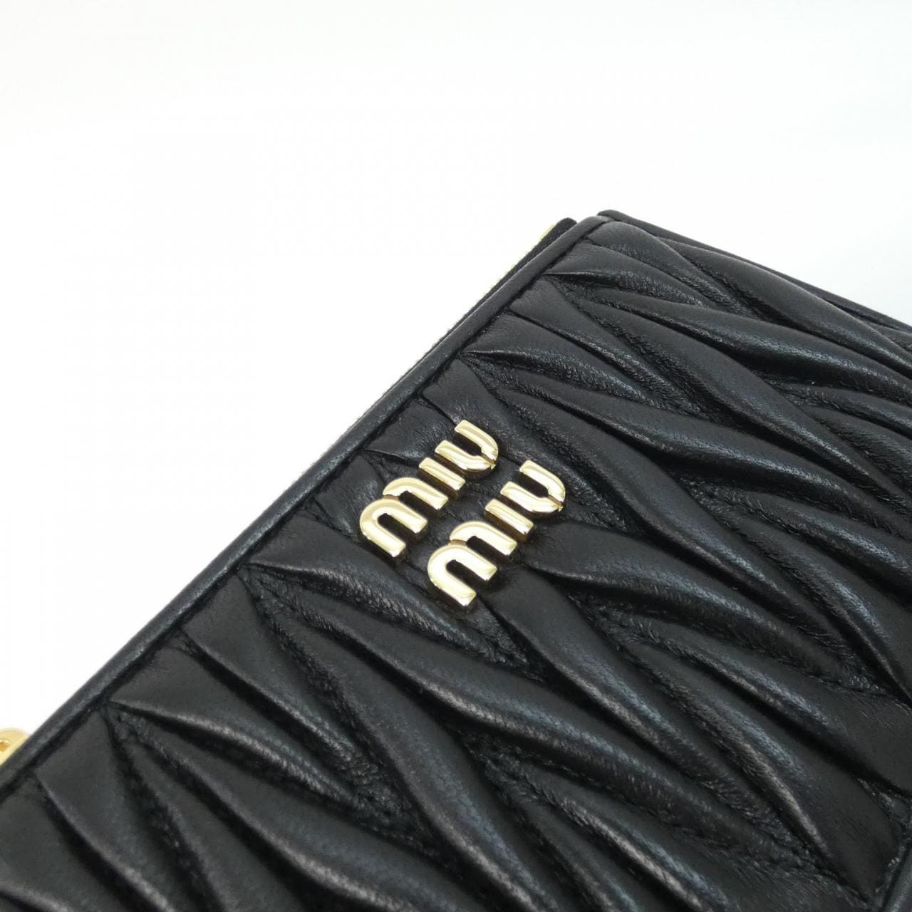 MIU MIU 5MB06M Coin Case 3