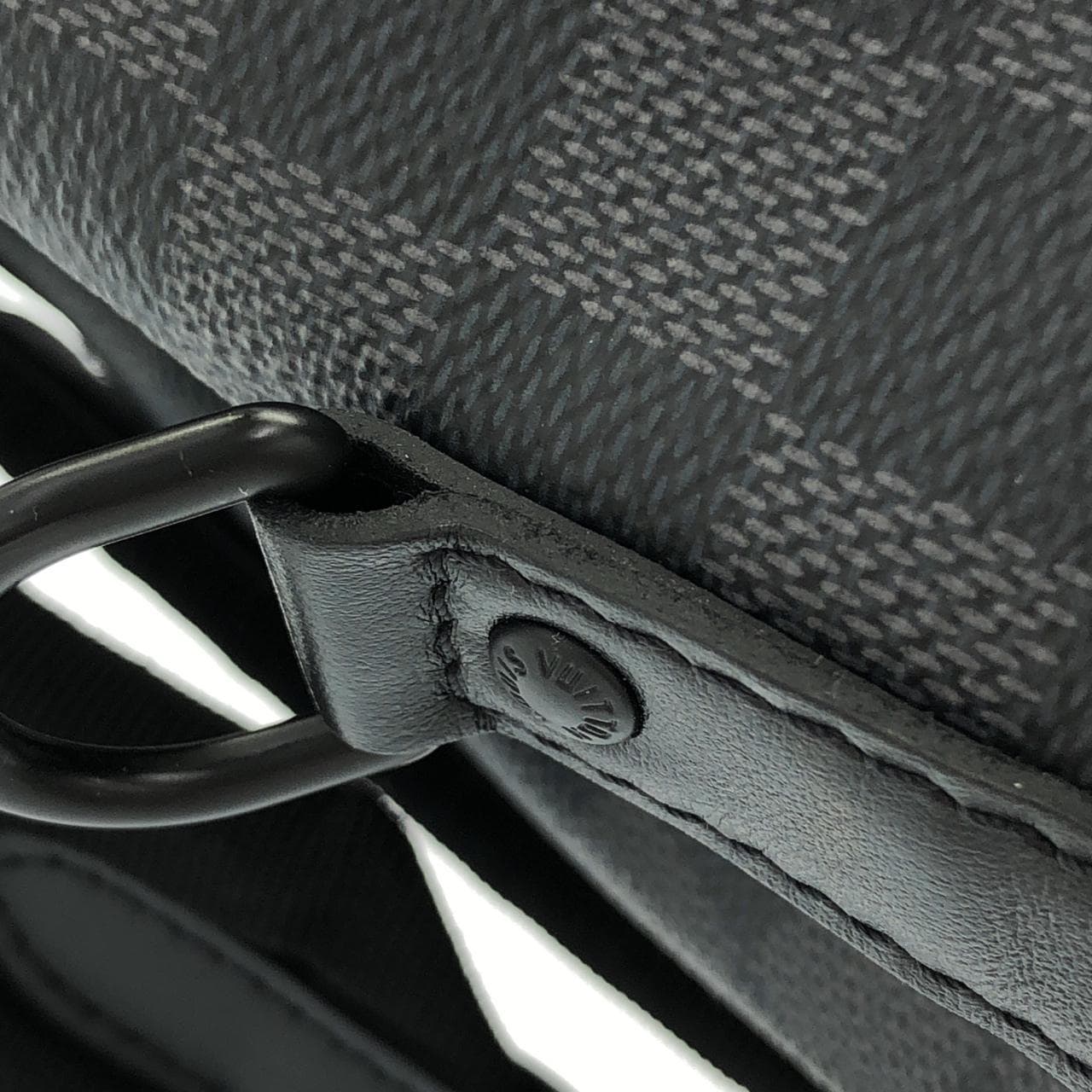 LOUIS VUITTON N40279 背包 Damier 4