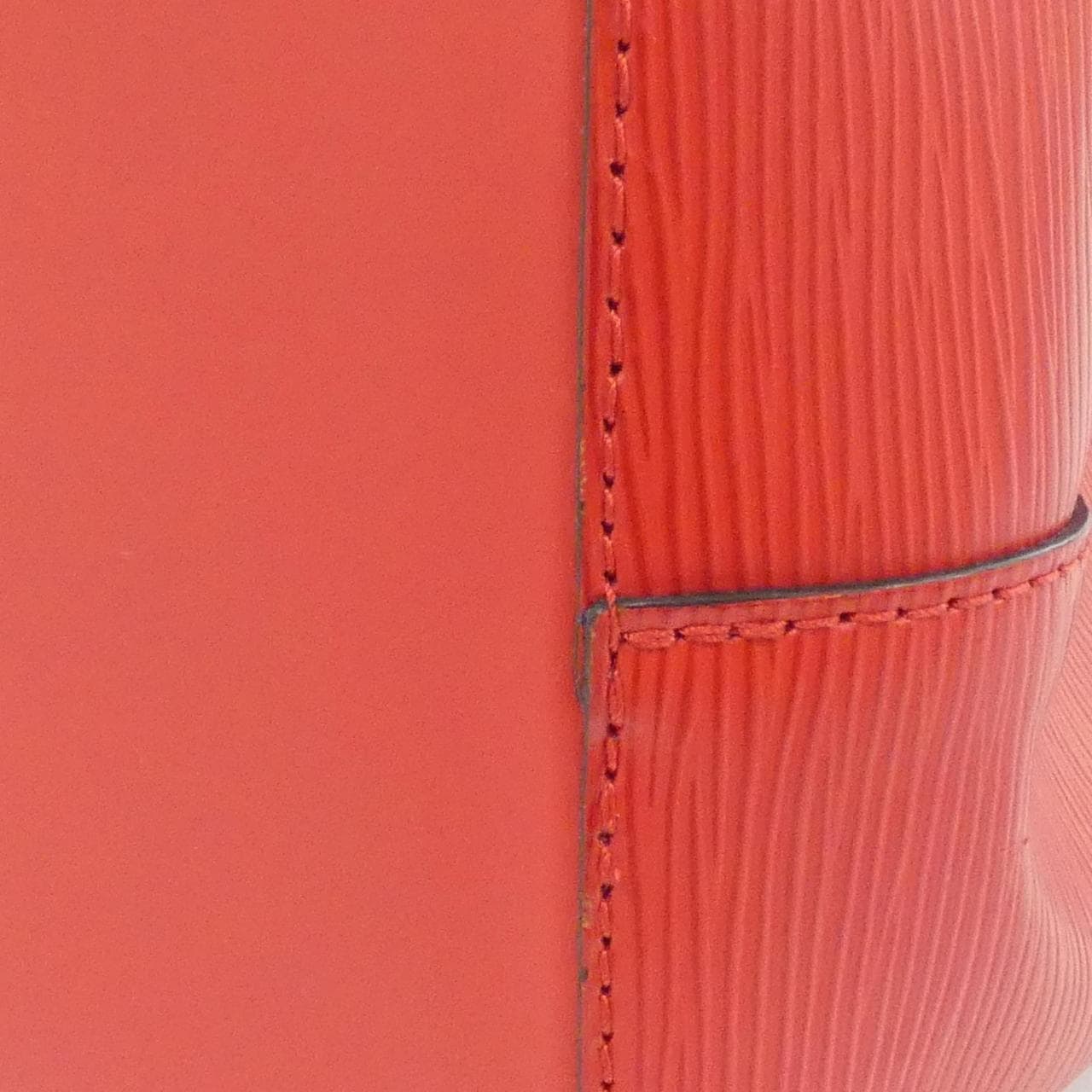 LOUIS VUITTON M54365 Shoulder Epi 3