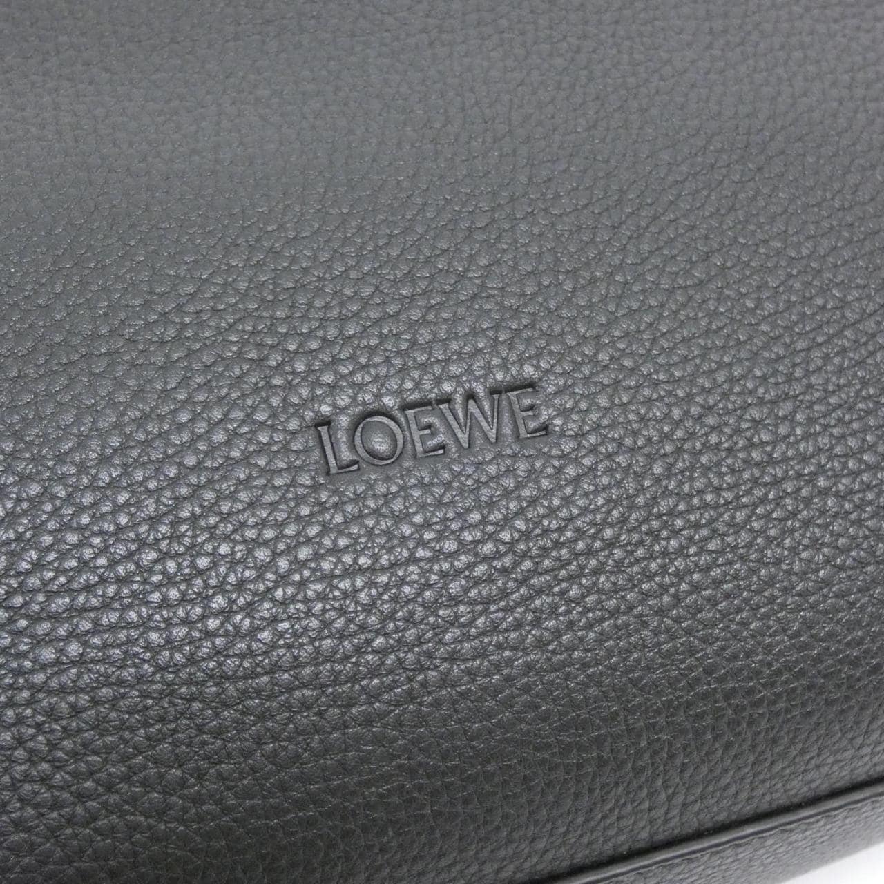LOEWE BB22CMDX01 肩背包 4