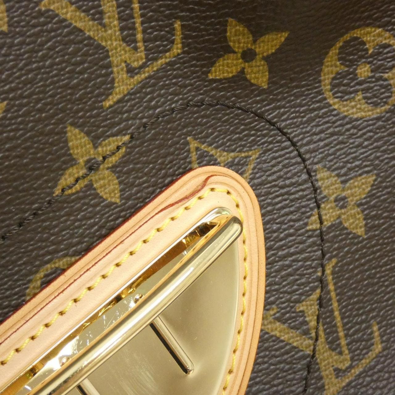 LOUIS VUITTON M40120 肩背包 Monogram 5