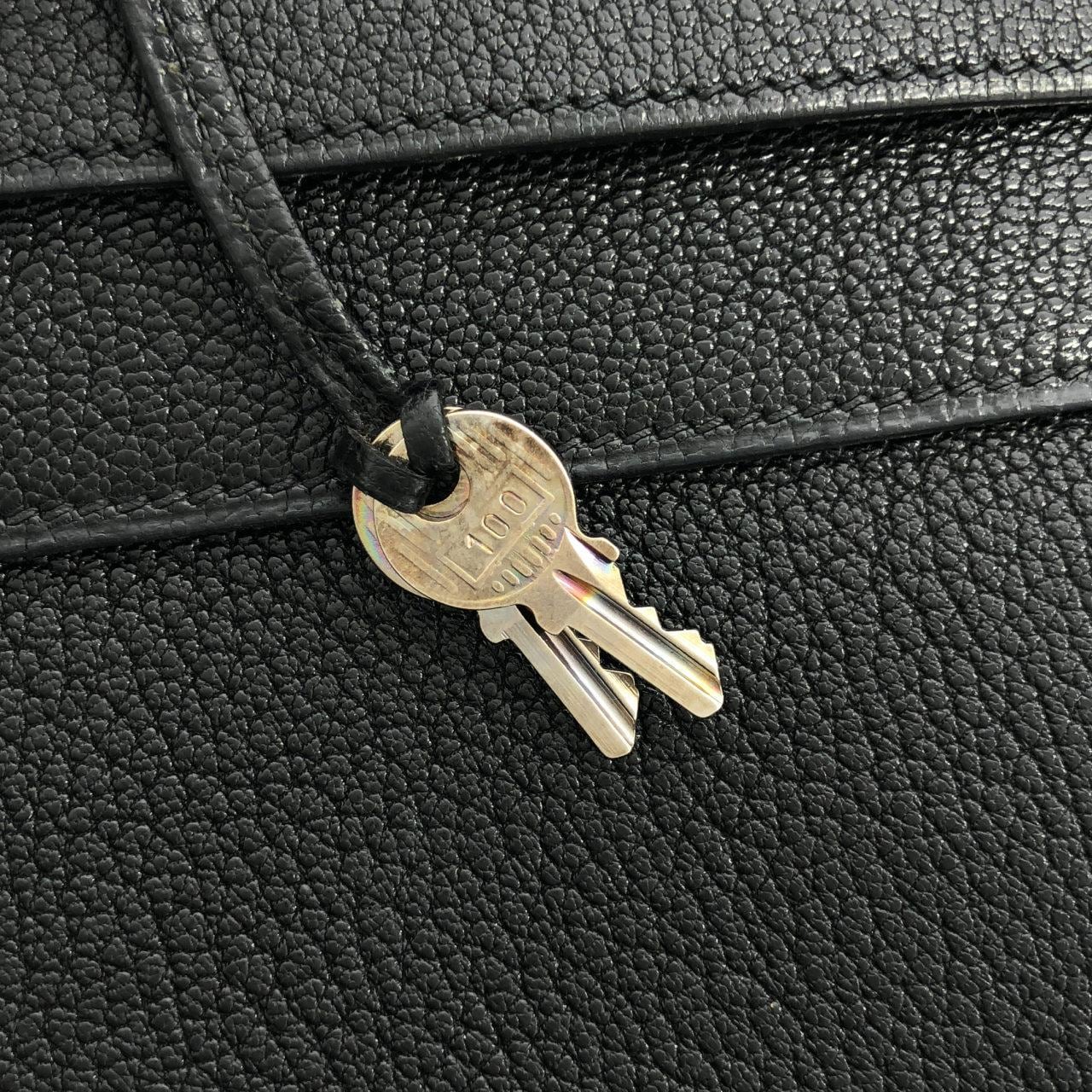 HERMES Kelly Handbag 4