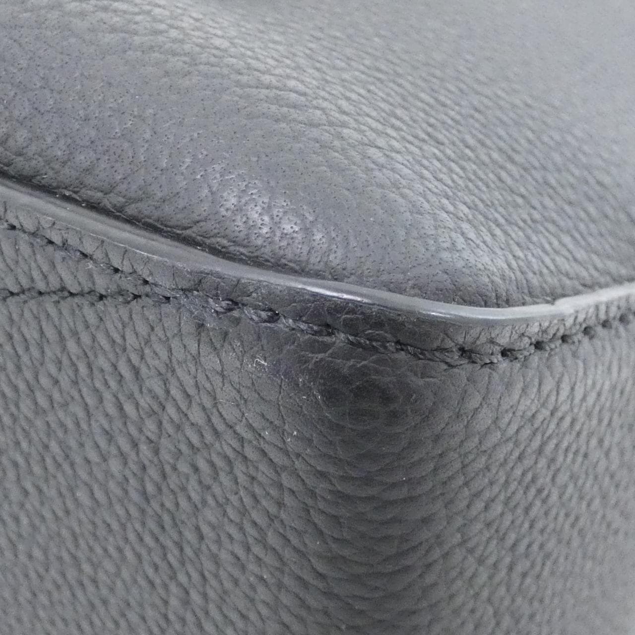 LOUIS VUITTON M22481 Tote Lambskin 3