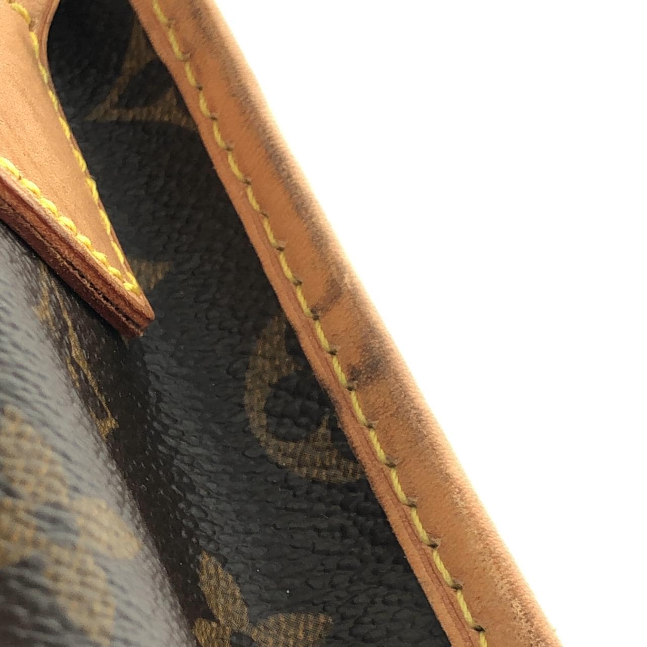 LOUIS VUITTON M40105 肩背包 Monogram 4