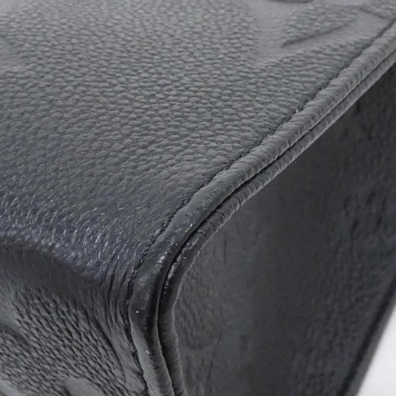 LOUIS VUITTON OnTheGo M45653 Handbag Monogram 2