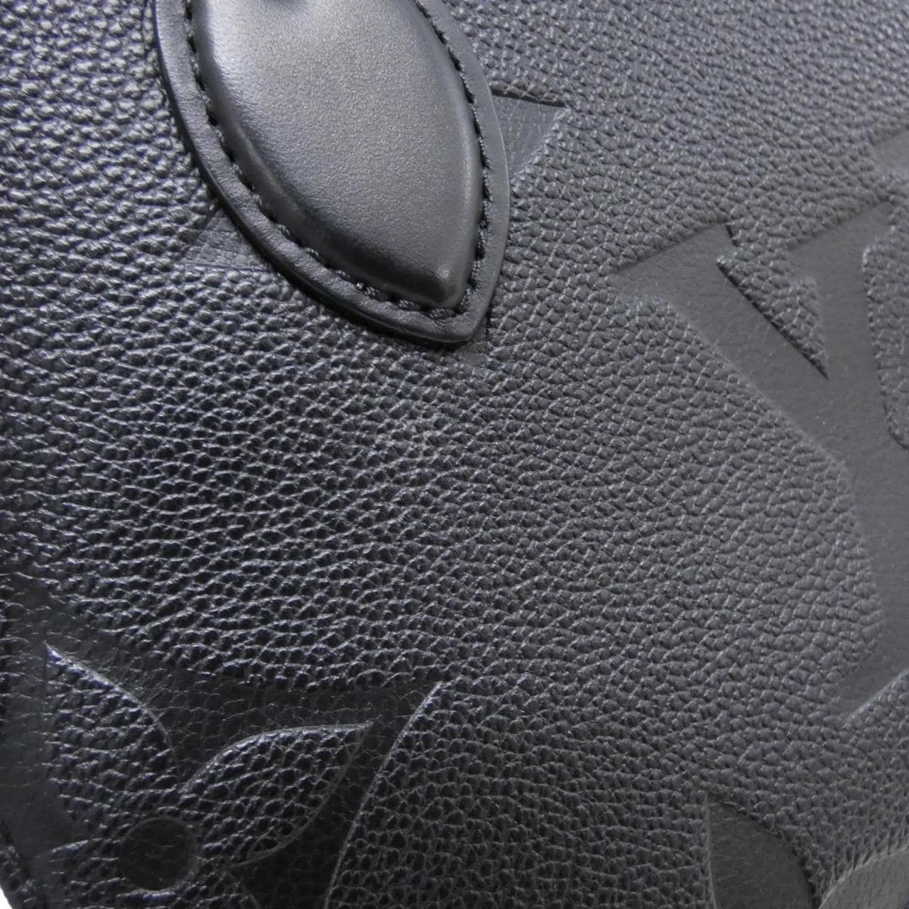 LOUIS VUITTON OnTheGo M45653 Handbag Monogram 3