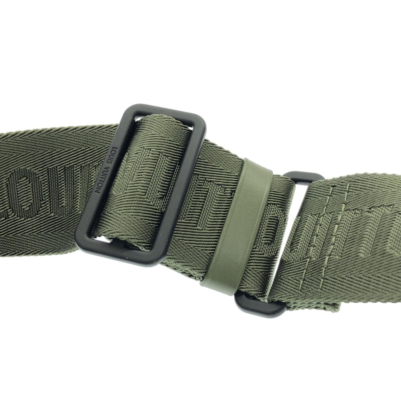 LOUIS VUITTON M24449 肩背包 帆布 5
