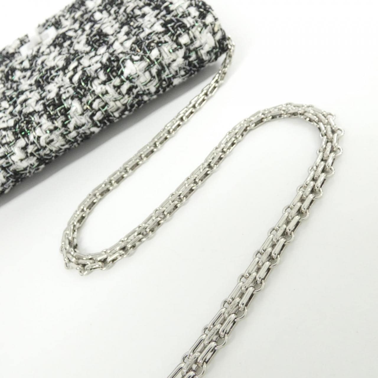 CHANEL 70328 Wallet Tweed 5