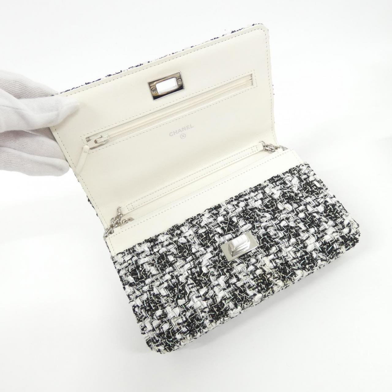CHANEL 70328 Wallet Tweed 6
