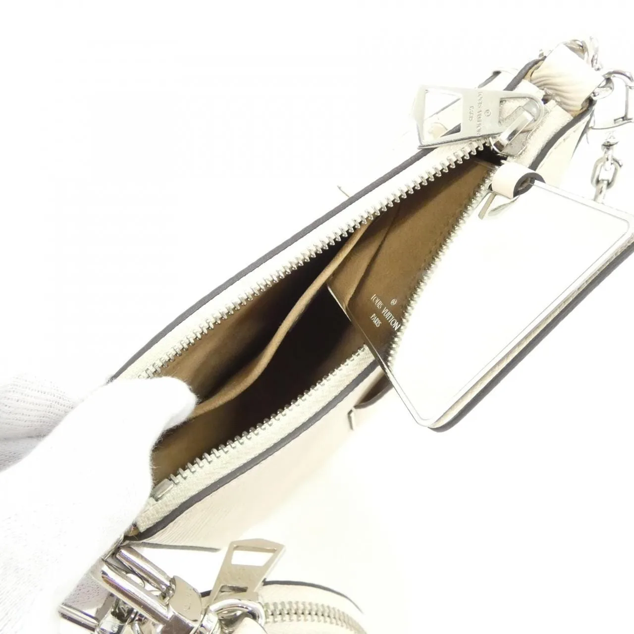 LOUIS VUITTON M20999 肩背包 Epi