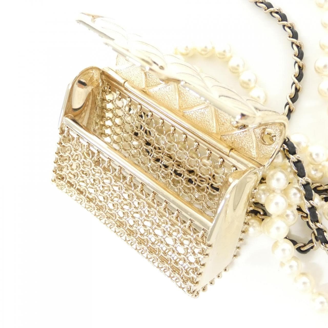 CHANEL AB6154 羊皮 4