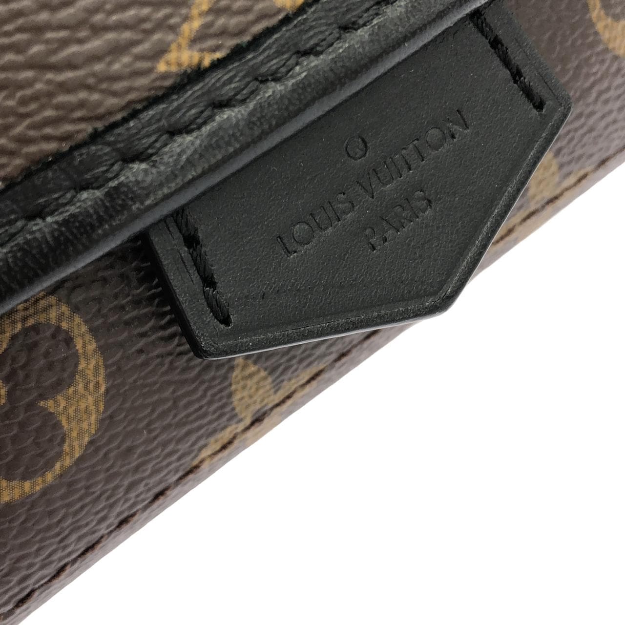 LOUIS VUITTON M45557 肩背包 Monogram 4