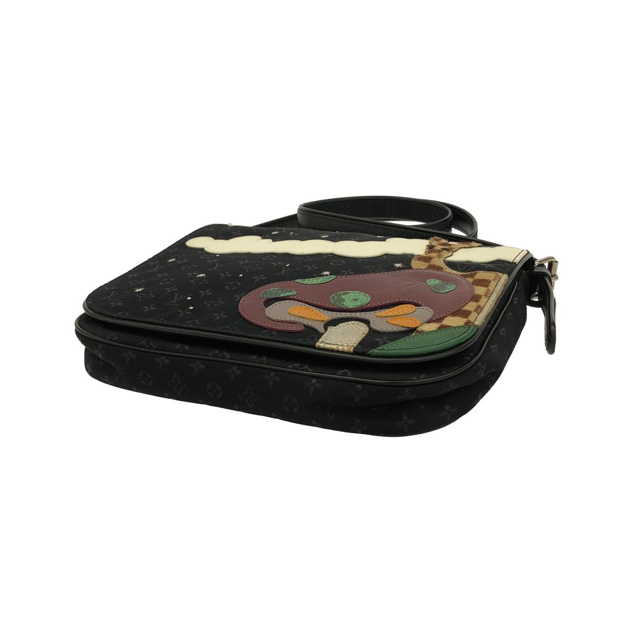LOUIS VUITTON Musette M92273 肩背包 漆皮 3
