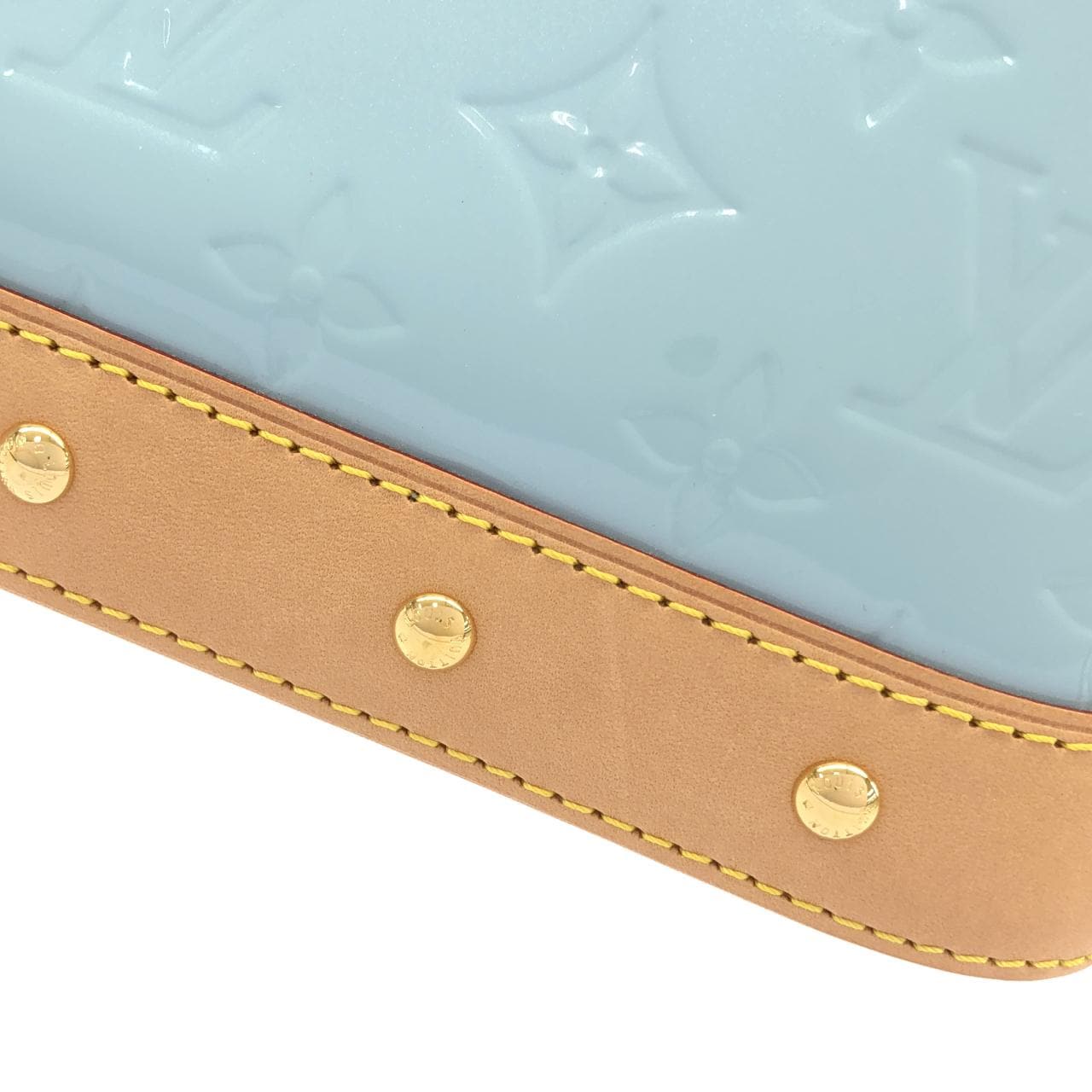 LOUIS VUITTON Alma M24062 Handbag Vernis 3