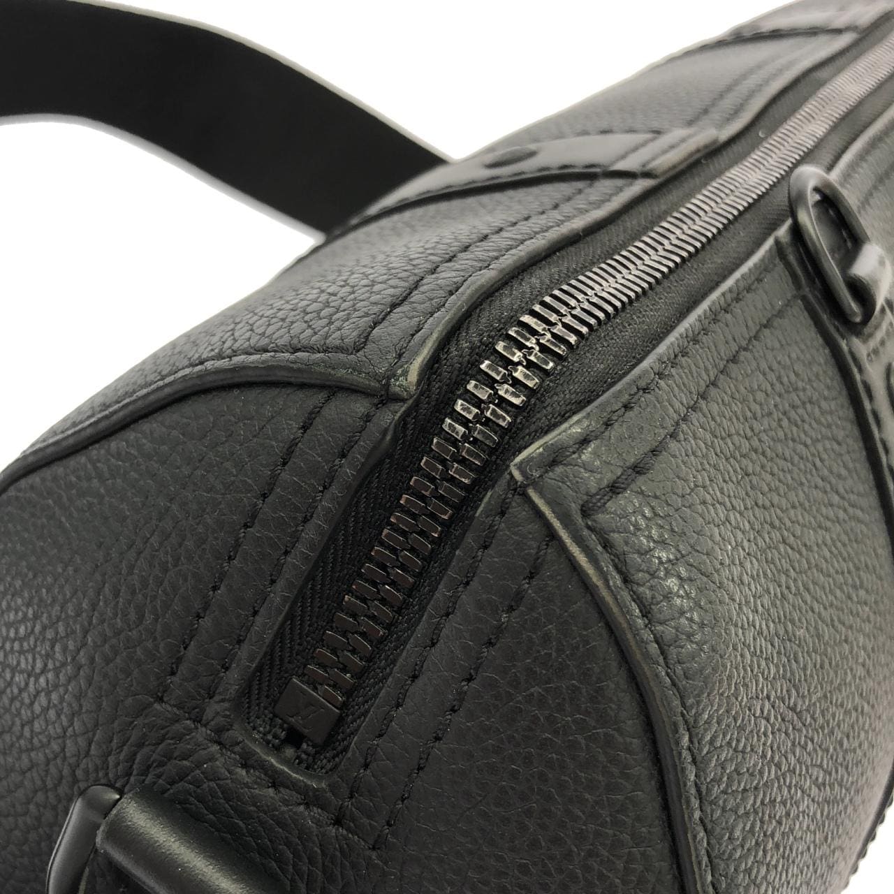 LOUIS VUITTON Keepall M59255 Shoulder Lambskin 4