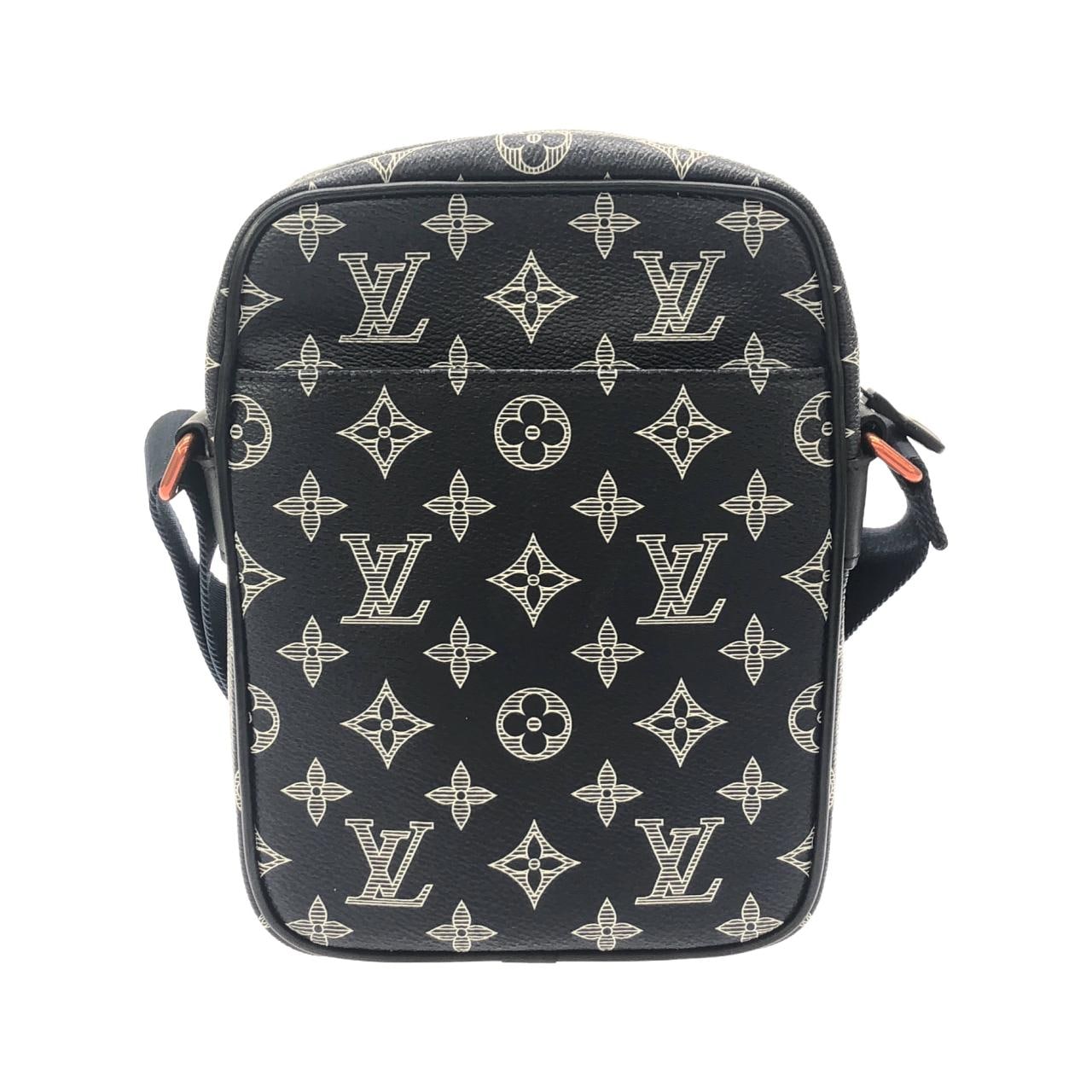 LOUIS VUITTON M43678 Shoulder Monogram 2
