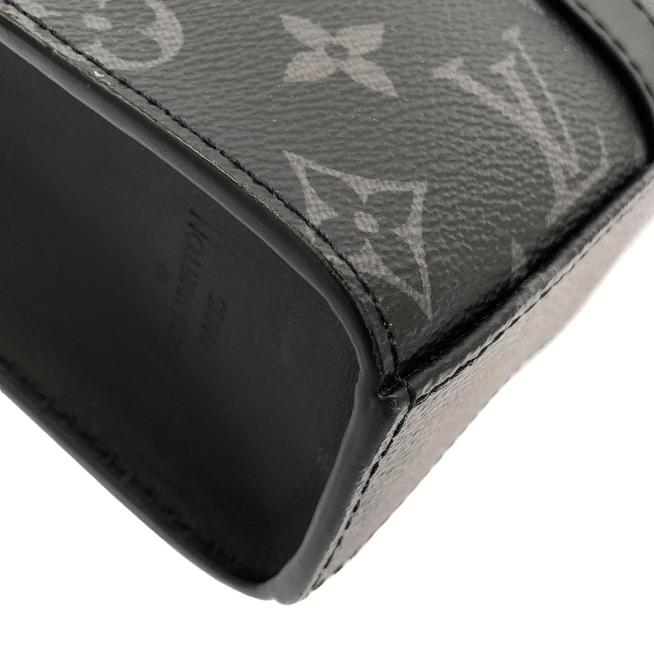 LOUIS VUITTON Eclipse M46098 Handbag Monogram 3