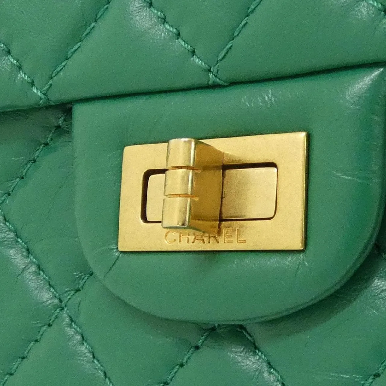 CHANEL AS0874 肩背包 4