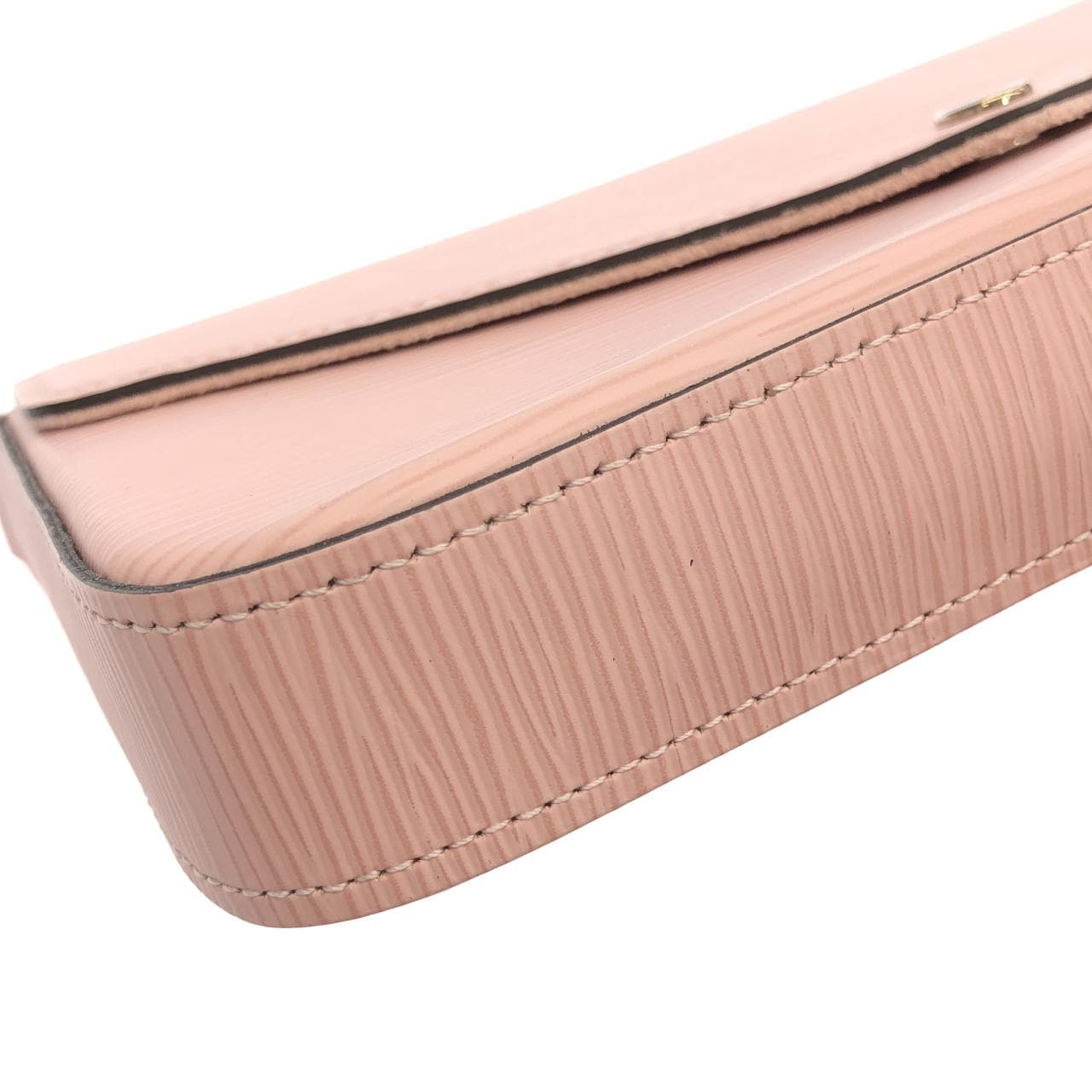 LOUIS VUITTON Pochette M62467 Shoulder Epi 3