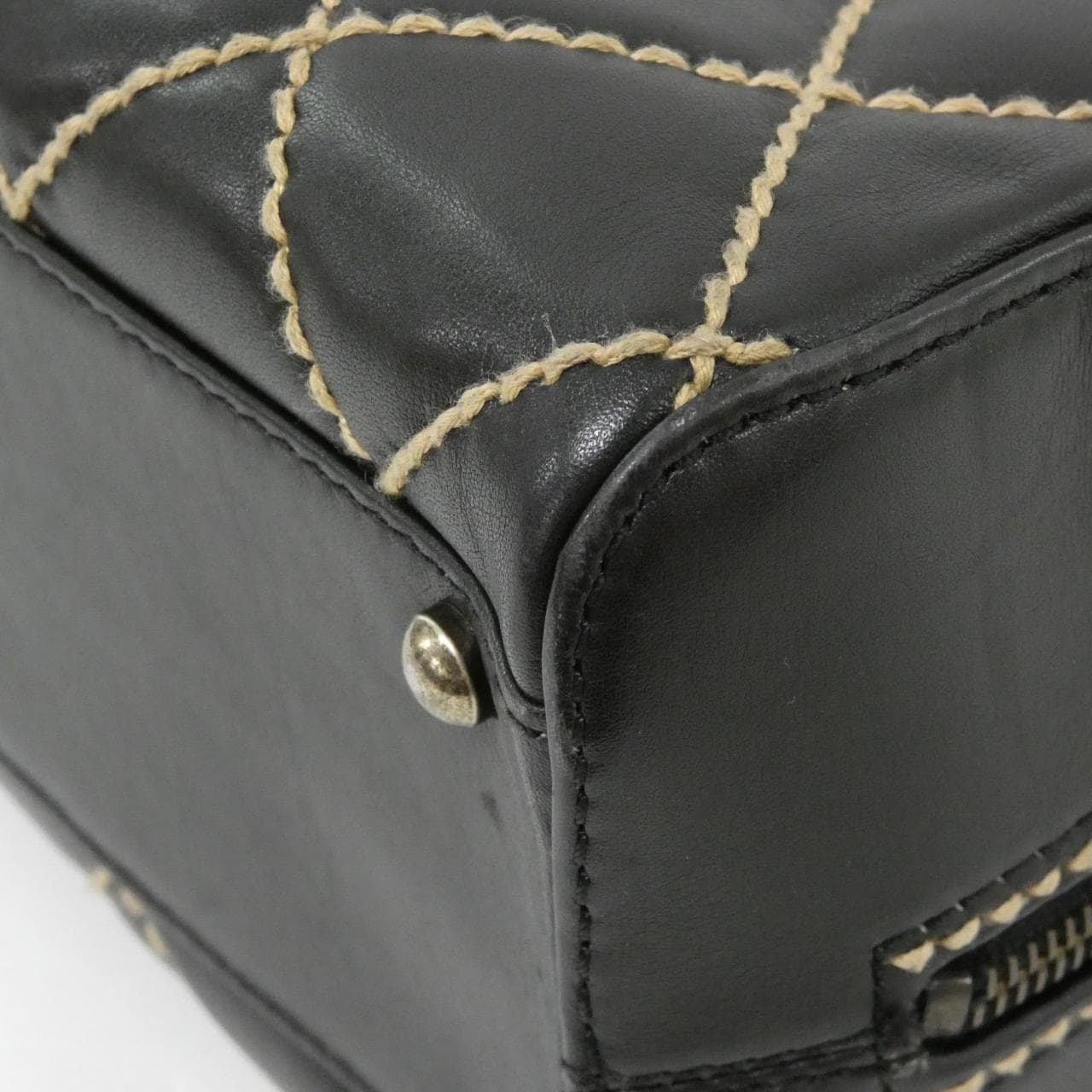 CHANEL 18121 Handbag 3